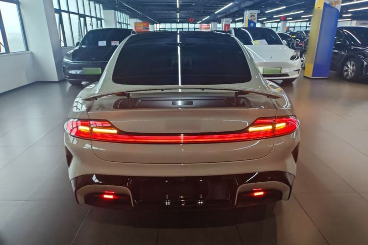 Used Xiaomi Auto SU7 2024 Four-Wheel-Drive Max Founder's Edition Rear