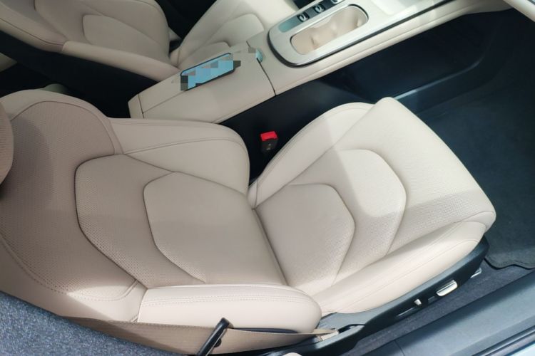 Used Xiaomi Auto SU7 2024 Rear-Drive Long-Range Intelligent Driving Version Right Front Seat