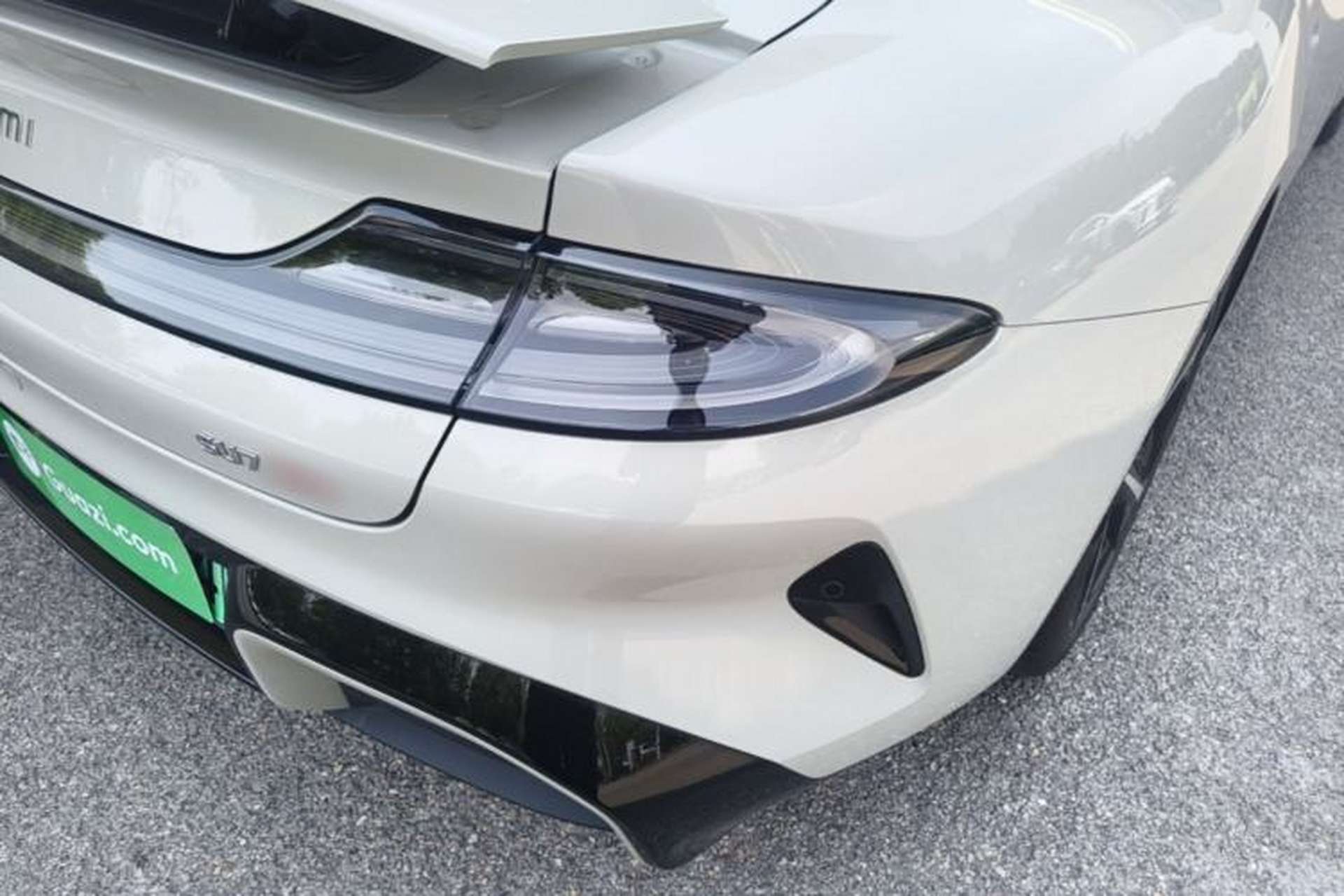 Used Xiaomi Auto SU7 2024 Four-Wheel Drive Ultra-Long Range Advanced Intelligent Driving Max Edition Right Rear Taillight