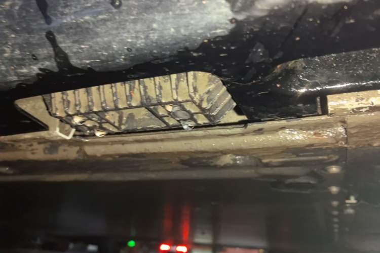 Used Xiaomi Auto SU7 2024 Rear-Drive Ultra-Long Range Advanced Pro-Level Intelligent Driving Version Right Side Sill