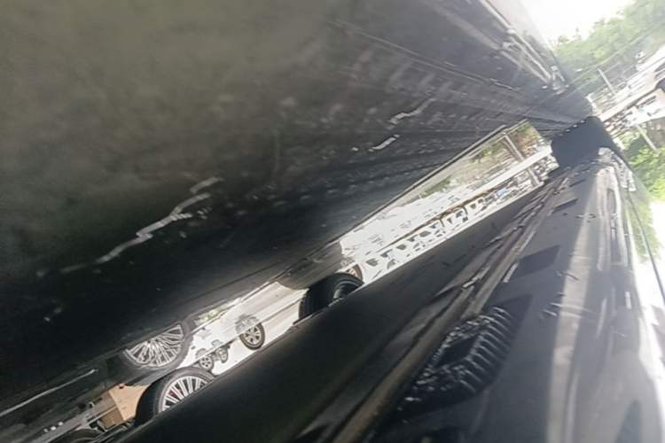 Used Xiaomi Auto SU7 2024 Four-Wheel-Drive Max Founder's Edition Right Side Sill