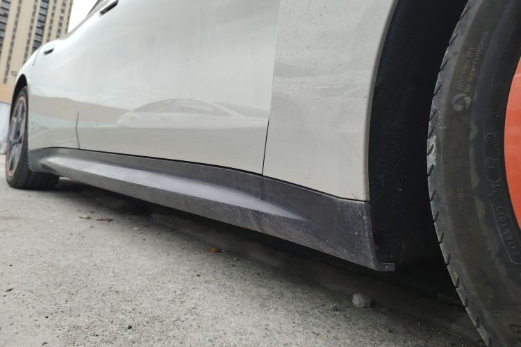 Used Xiaomi Auto SU7 2024 Rear-Drive Standard Founder Edition Right Side Sill