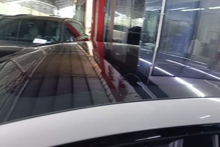 Used Xiaomi Auto SU7 2024 Four-Wheel Drive Ultra-Long Range Advanced Intelligent Driving Max Edition Roof