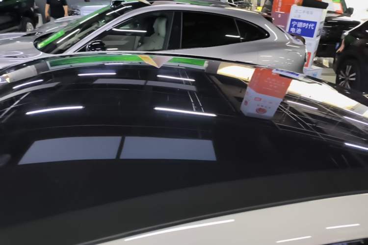 Used Xiaomi Auto SU7 2024 Rear-Drive Ultra-Long Range Advanced Pro-Level Intelligent Driving Version Roof