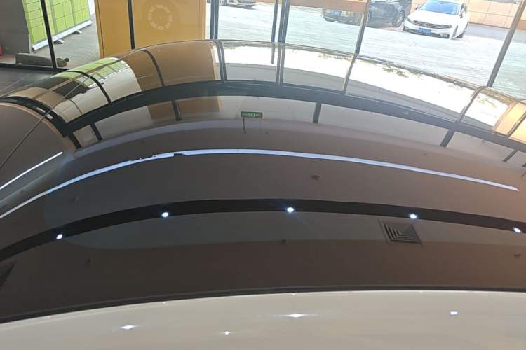 Used Xiaomi Auto SU7 2024 Rear-Drive Long-Range Intelligent Driving Version Roof