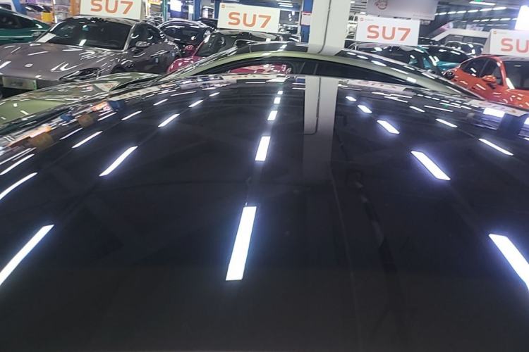 Used Xiaomi Auto SU7 2024 Rear-Drive Long-Range Intelligent Driving Version Roof