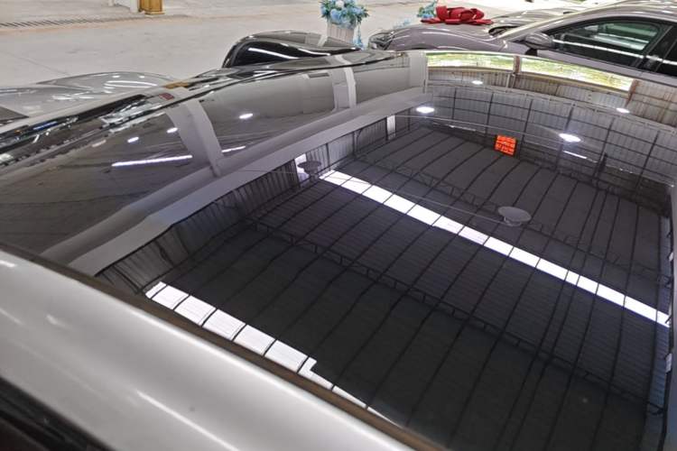 Used Xiaomi Auto SU7 2024 Four-Wheel Drive Ultra-Long Range Advanced Intelligent Driving Max Edition Roof