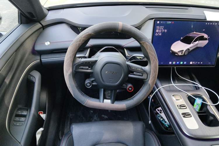 Used Xiaomi Auto SU7 2024 Rear-Drive Ultra-Long Range Advanced Pro-Level Intelligent Driving Version Steering Wheel
