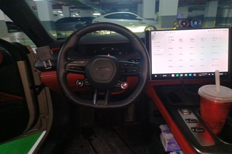 Used Xiaomi Auto SU7 2024 Rear-Drive Long-Range Intelligent Driving Version Steering Wheel