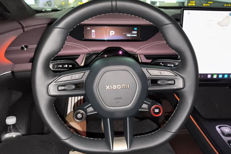 Used Xiaomi Auto SU7 2024 Four-Wheel Drive Ultra-Long Range Advanced Intelligent Driving Max Edition Steering Wheel