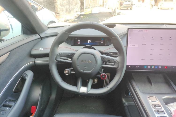 Used Xiaomi Auto SU7 2024 Four-Wheel Drive Ultra-Long Range Advanced Intelligent Driving Max Edition Steering Wheel