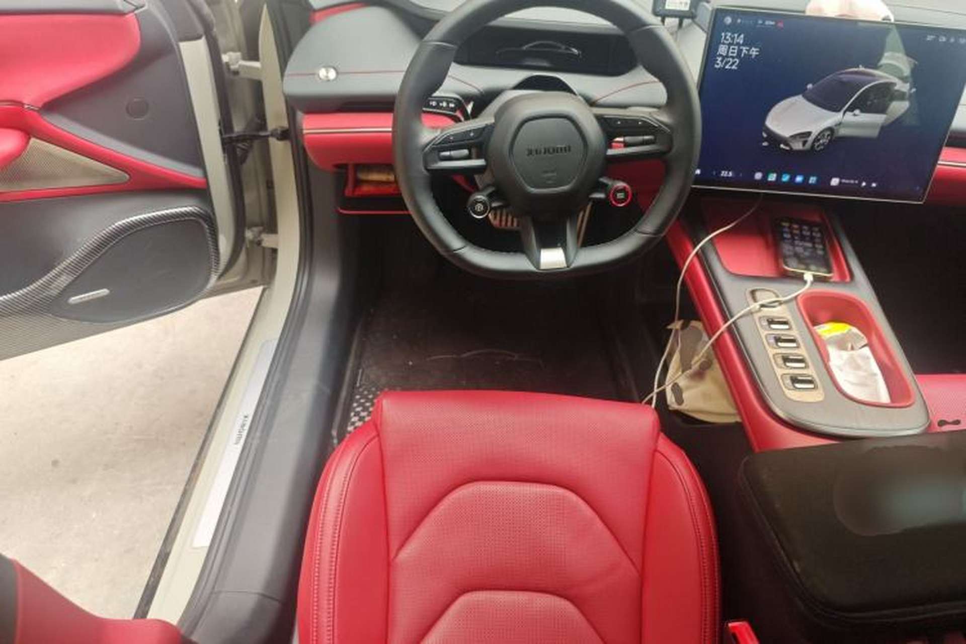 Used Xiaomi Auto SU7 2024 Four-Wheel Drive Ultra-Long Range Advanced Intelligent Driving Max Edition Steering Wheel