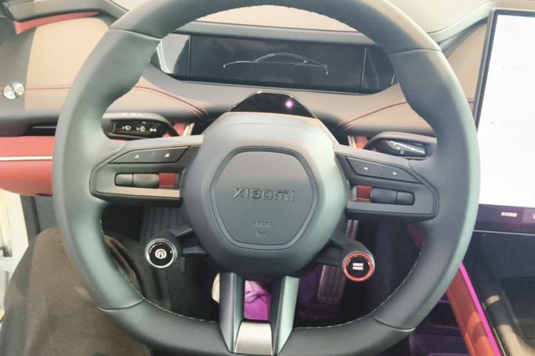 Used Xiaomi Auto SU7 2024 Four-Wheel Drive Ultra-Long Range Advanced Intelligent Driving Max Edition Steering Wheel