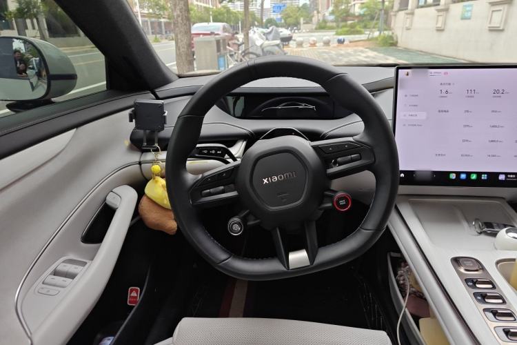 Used Xiaomi Auto SU7 2024 Rear-Drive Ultra-Long Range Advanced Pro-Level Intelligent Driving Version Steering Wheel