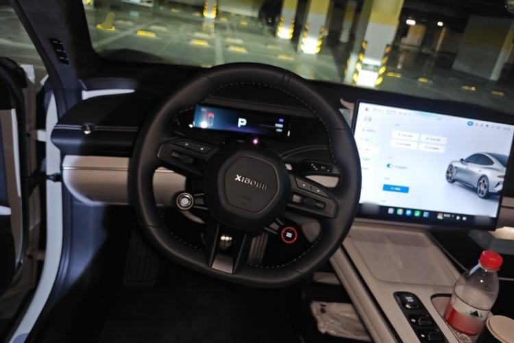 Used Xiaomi Auto SU7 2024 Four-Wheel Drive Ultra-Long Range Advanced Intelligent Driving Max Edition Steering Wheel