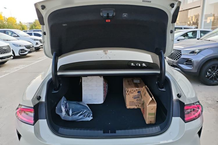 Used Xiaomi Auto SU7 2024 Rear-Drive Ultra-Long Range Advanced Pro-Level Intelligent Driving Version Trunk