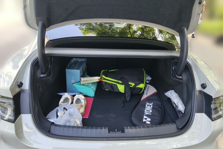 Used Xiaomi Auto SU7 2024 Rear-Drive Ultra-Long Range Advanced Pro-Level Intelligent Driving Version Trunk