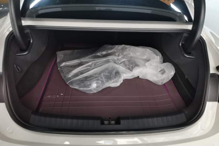 Used Xiaomi Auto SU7 2024 Rear-Drive Ultra-Long Range Advanced Pro-Level Intelligent Driving Version Trunk