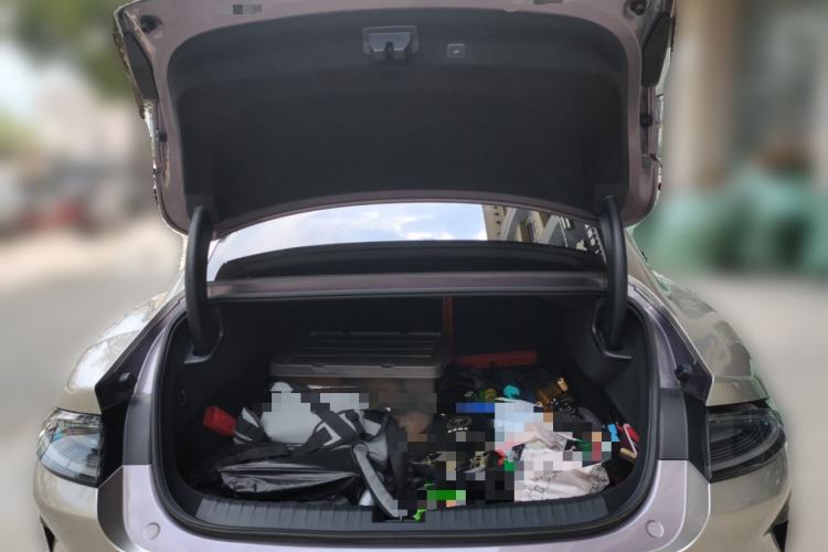 Used Xiaomi Auto SU7 2024 Four-Wheel-Drive Max Founder's Edition Trunk
