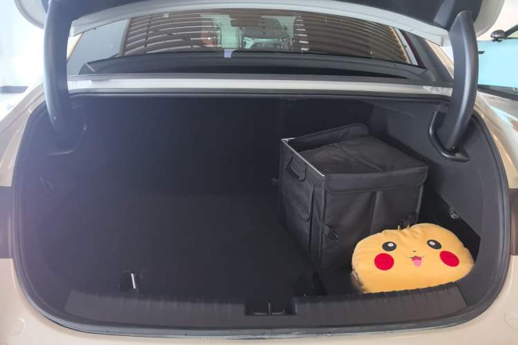 Used Xiaomi Auto SU7 2024 Rear-Drive Long-Range Intelligent Driving Version Trunk