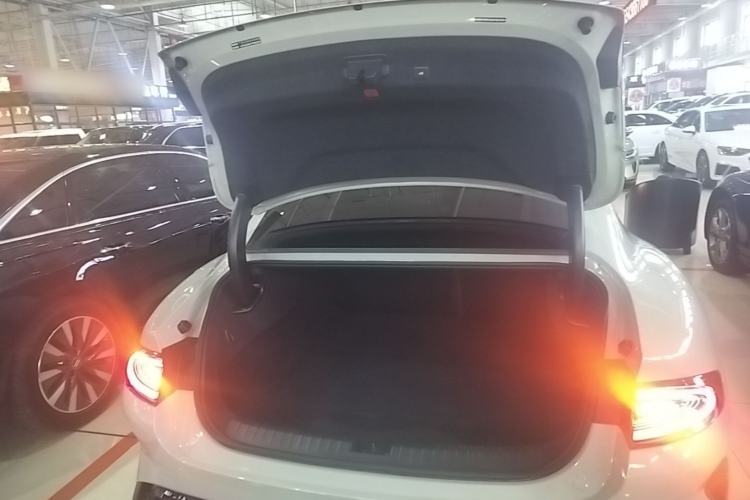 Used Xiaomi Auto SU7 2024 Rear-Drive Long-Range Intelligent Driving Version Trunk