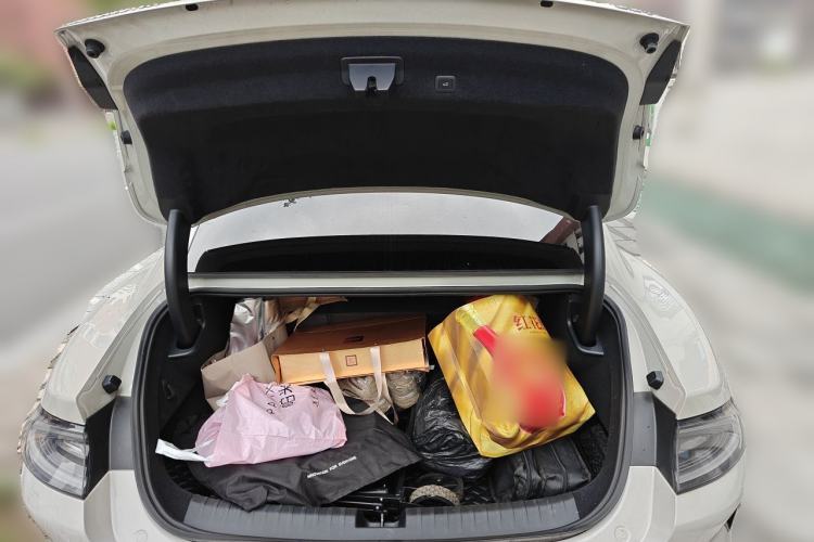 Used Xiaomi Auto SU7 2024 Rear-Drive Ultra-Long Range Advanced Pro-Level Intelligent Driving Version Trunk