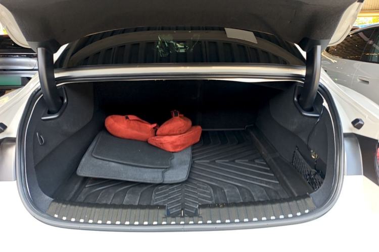 Used Xiaomi Auto SU7 2024 Rear-Drive Long-Range Intelligent Driving Version Trunk