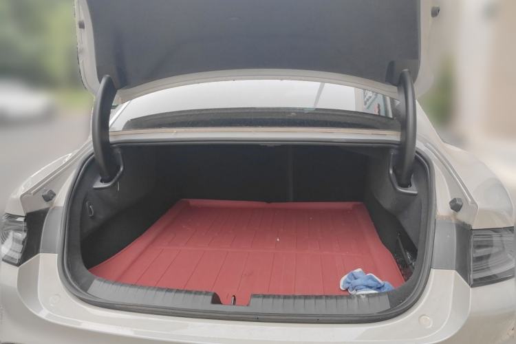Used Xiaomi Auto SU7 2024 Rear-Drive Long-Range Intelligent Driving Version Trunk