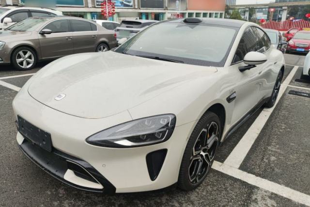 Used Xiaomi Auto SU7 2024 Four-Wheel Drive Ultra-Long Range Advanced Intelligent Driving Max Edition