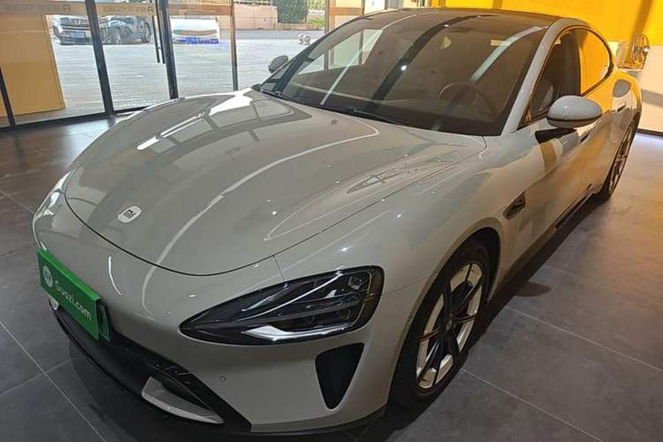 Xiaomi Auto SU7 2024