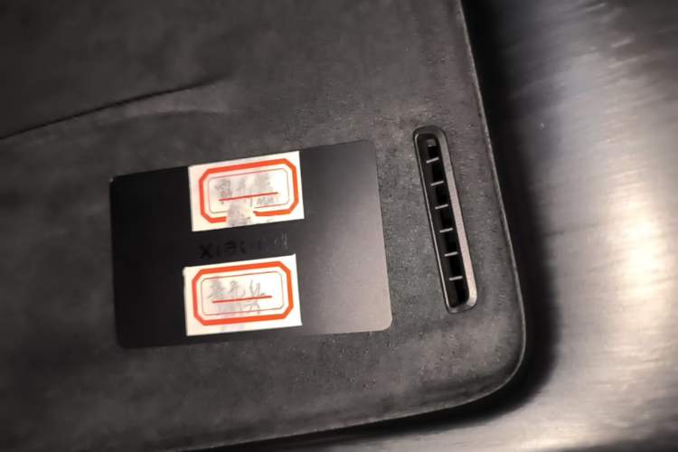 Used Xiaomi Auto SU7 2024 Rear-Drive Ultra-Long Range Advanced Pro-Level Intelligent Driving Version Vehicle Key