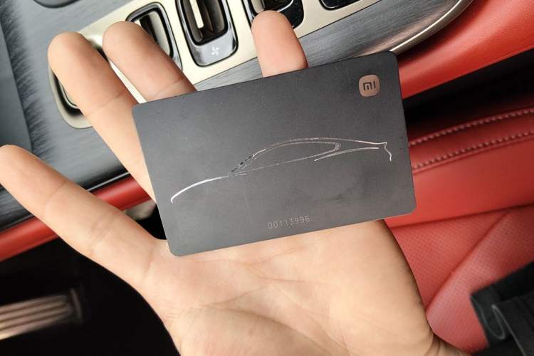 Used Xiaomi Auto SU7 2024 Four-Wheel Drive Ultra-Long Range Advanced Intelligent Driving Max Edition Vehicle Key