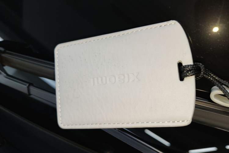Used Xiaomi Auto SU7 2024 Rear-Drive Ultra-Long Range Advanced Pro-Level Intelligent Driving Version Vehicle Key
