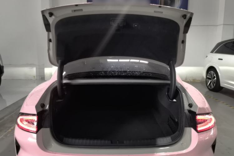 Used Xiaomi Auto SU7 2024 Rear-Drive Long-Range Intelligent Driving Version Trunk
