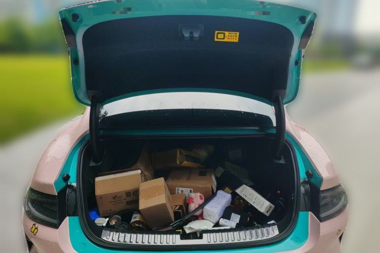 Used Xiaomi Auto SU7 2024 Rear-Drive Long-Range Intelligent Driving Version Trunk