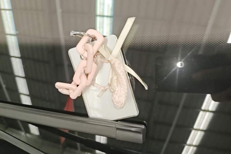 Used Xiaomi Auto SU7 2024 Rear-Drive Long-Range Intelligent Driving Version Vehicle Key