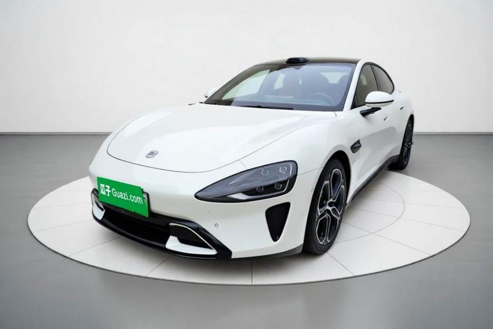 Xiaomi Auto SU7 2024