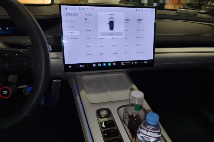 Used Xiaomi Auto SU7 2024 Four-Wheel Drive Ultra-Long Range Advanced Intelligent Driving Max Edition Audio And AC Panel