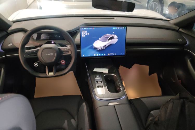 Used Xiaomi Auto SU7 2024 Rear-Drive Ultra-Long Range Advanced Pro-Level Intelligent Driving Version Center Console