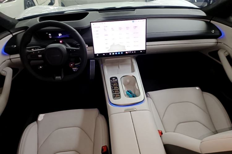 Used Xiaomi Auto SU7 2024 Four-Wheel Drive Ultra-Long Range Advanced Intelligent Driving Max Edition Center Console