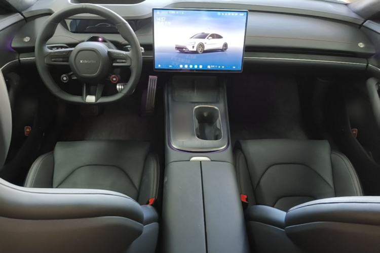 Used Xiaomi Auto SU7 2024 Four-Wheel Drive Ultra-Long Range Advanced Intelligent Driving Max Edition Center Console