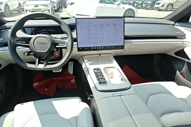 Used Xiaomi Auto SU7 2024 Four-Wheel Drive Ultra-Long Range Advanced Intelligent Driving Max Edition Center Console