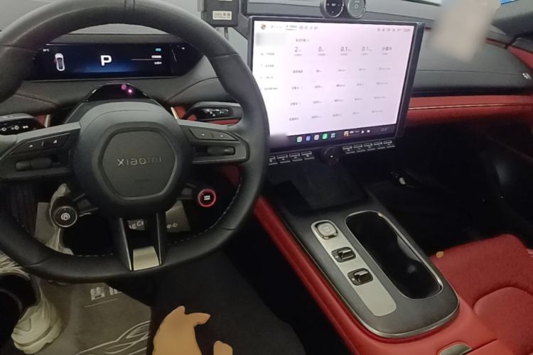 Used Xiaomi Auto SU7 2024 Rear-Drive Ultra-Long Range Advanced Pro-Level Intelligent Driving Version Center Console
