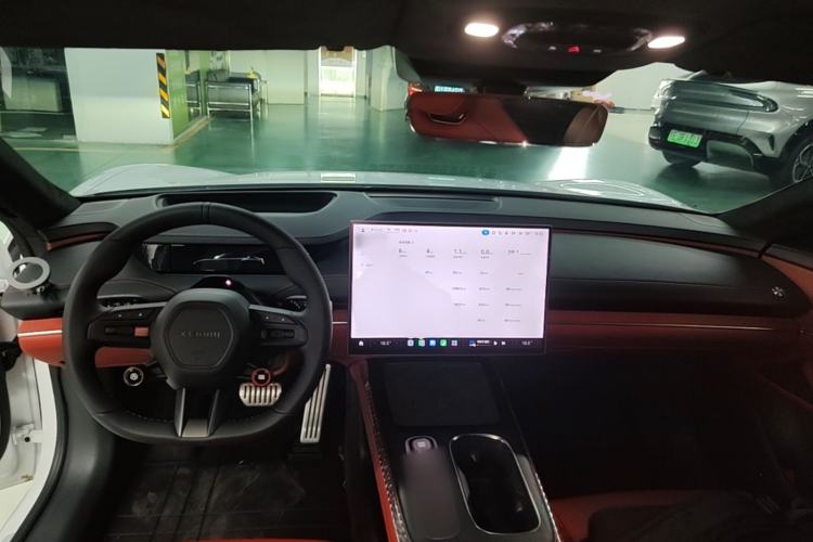 Used Xiaomi Auto SU7 2024 Four-Wheel Drive Ultra-Long Range Advanced Intelligent Driving Max Edition Center Console