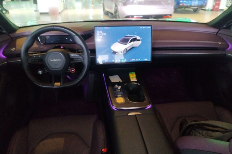Used Xiaomi Auto SU7 2024 Rear-Drive Long-Range Intelligent Driving Version Center Console