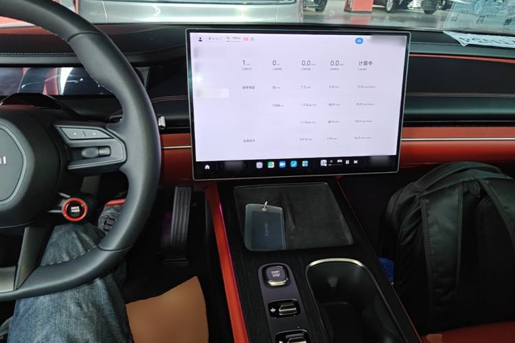 Used Xiaomi Auto SU7 2024 Rear-Drive Long-Range Intelligent Driving Version Center Console