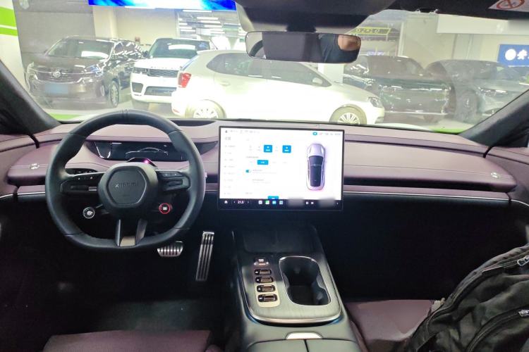 Used Xiaomi Auto SU7 2024 Four-Wheel Drive Ultra-Long Range Advanced Intelligent Driving Max Edition Center Console
