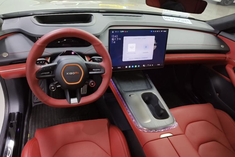 Used Xiaomi Auto SU7 2024 Four-Wheel Drive Ultra-Long Range Advanced Intelligent Driving Max Edition Center Console