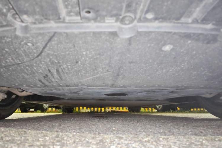 Used Xiaomi Auto SU7 2024 Rear-Drive Standard Founder Edition Chassis Front
