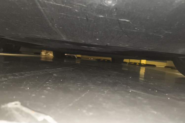 Used Xiaomi Auto SU7 2024 Four-Wheel Drive Ultra-Long Range Advanced Intelligent Driving Max Edition Chassis Front